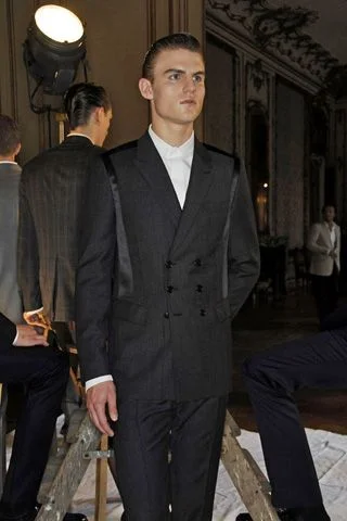 Look 14